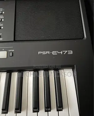 Yamaha PSR E473