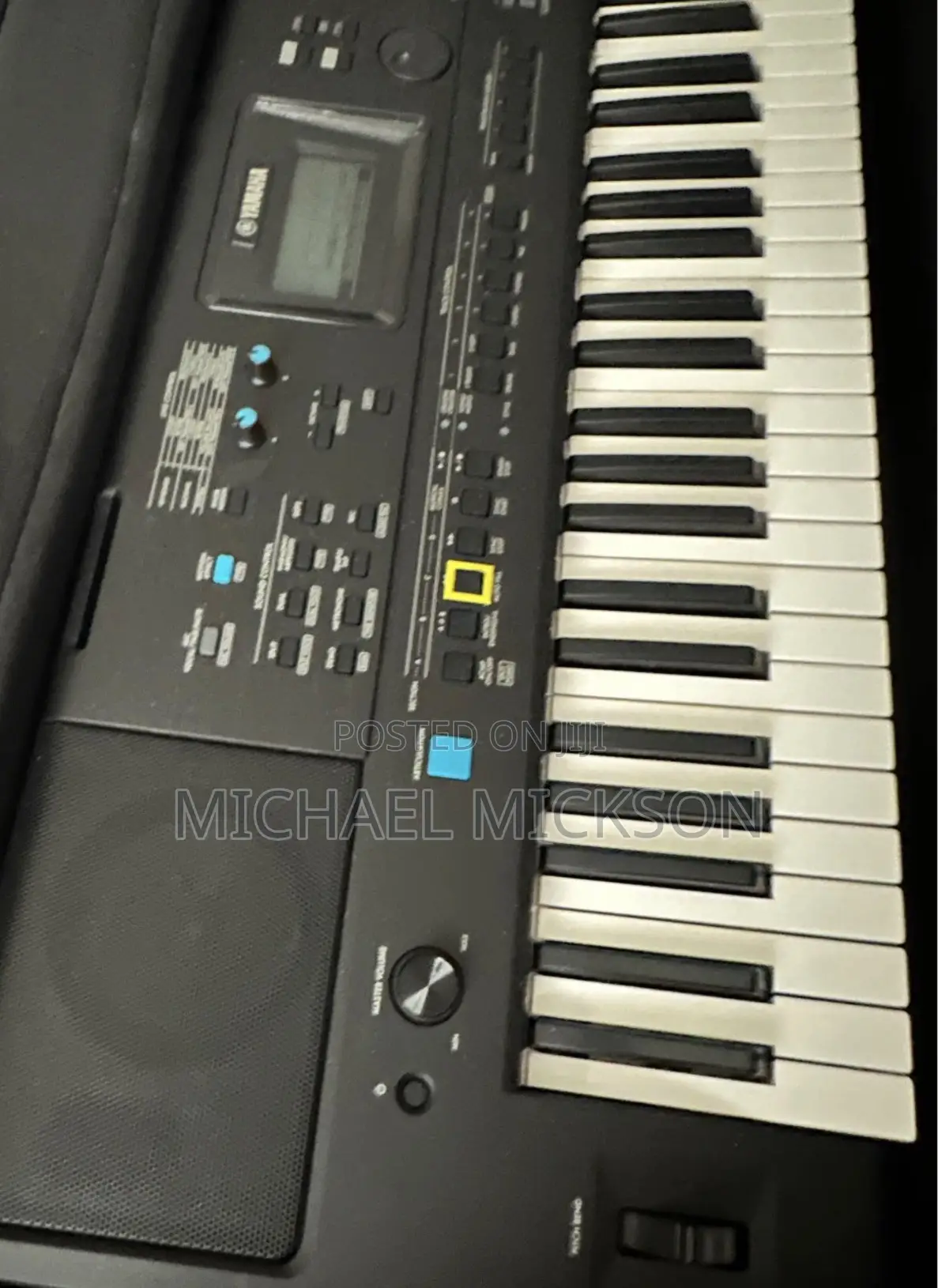 Yamaha PSR E473