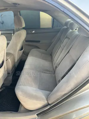 Toyota Camry LE 4dr Sedan (2.4L 4cyl 5A) 2006 Gold