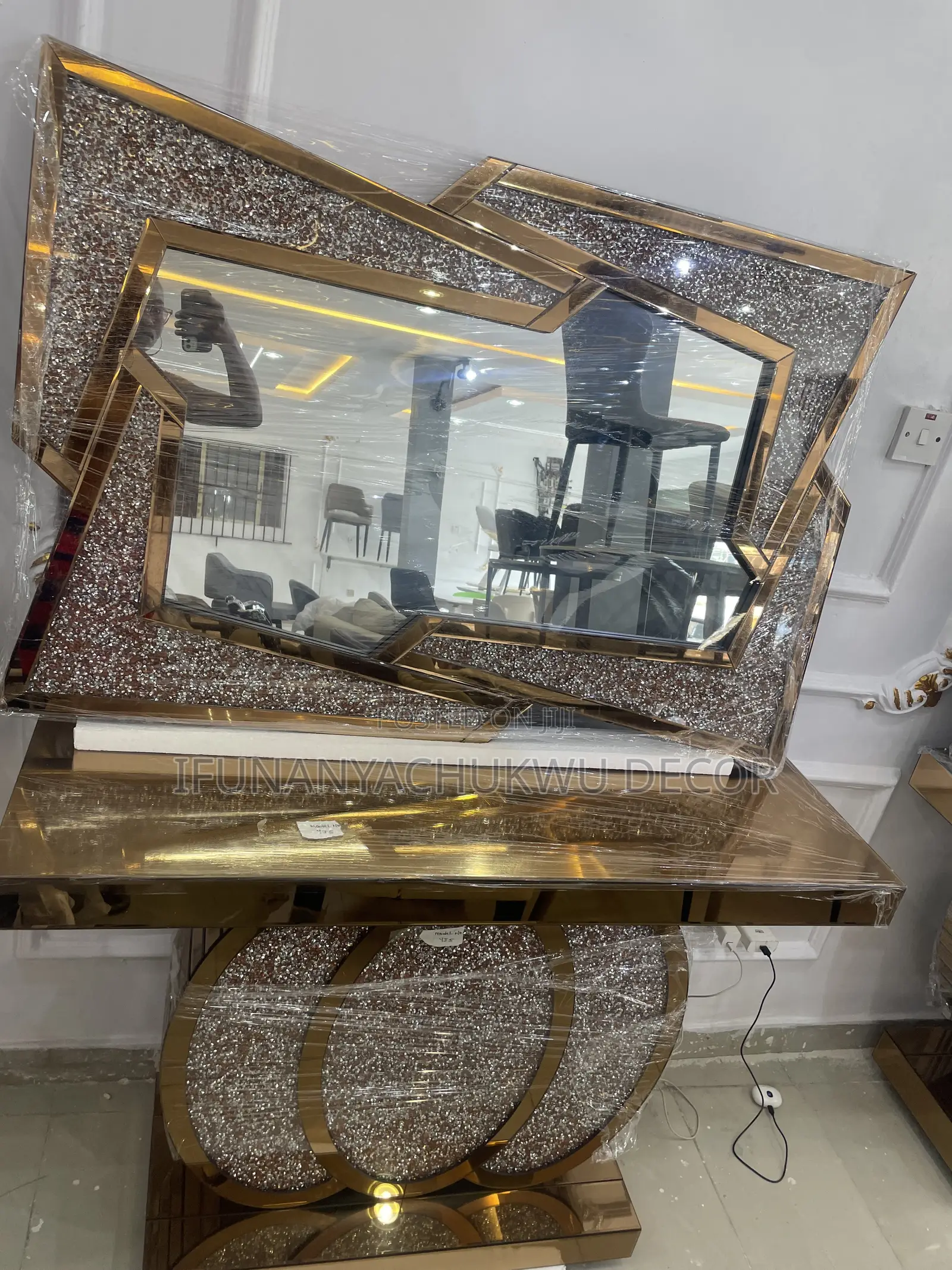 Mirror Console