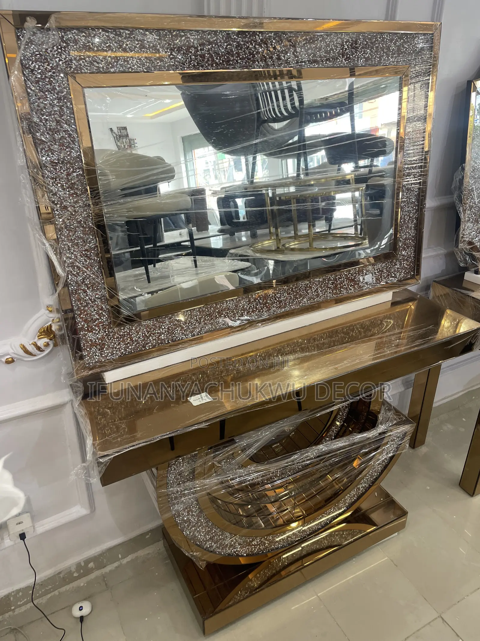 Mirror Console