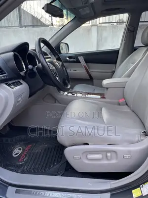 Toyota Highlander 2013 Gray