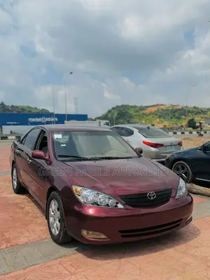 Toyota Camry LE 4dr Sedan (2.4L 4cyl 5M) 2004 Maroon