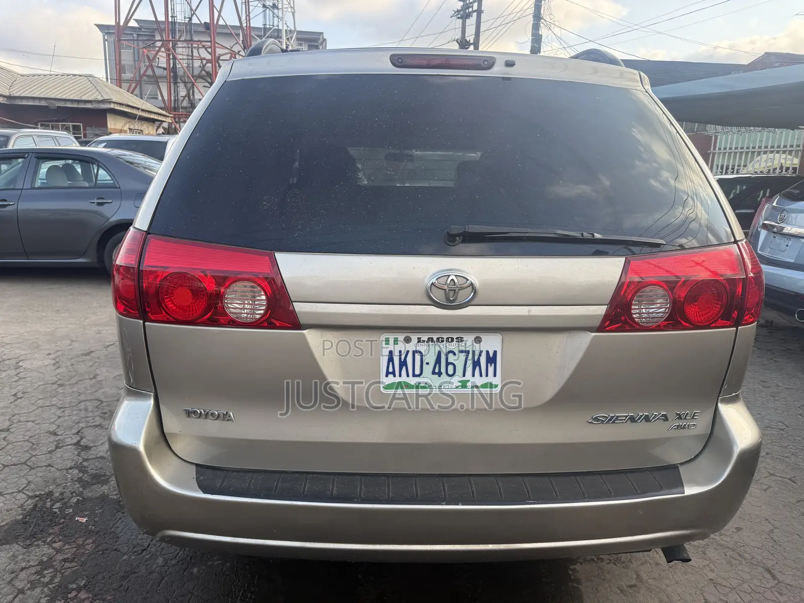 Toyota Sienna 2007 Gold
