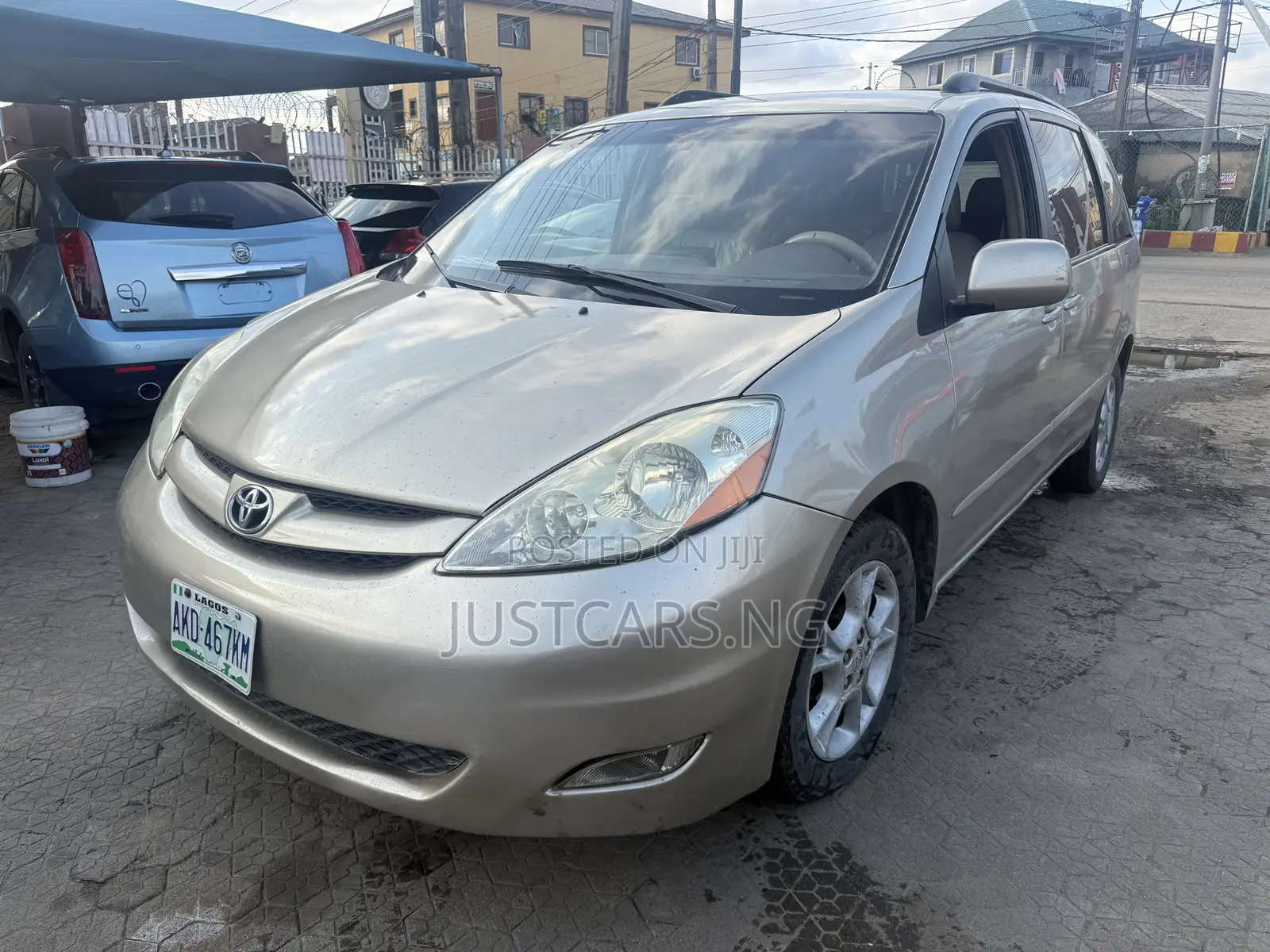 Toyota Sienna 2007 Gold