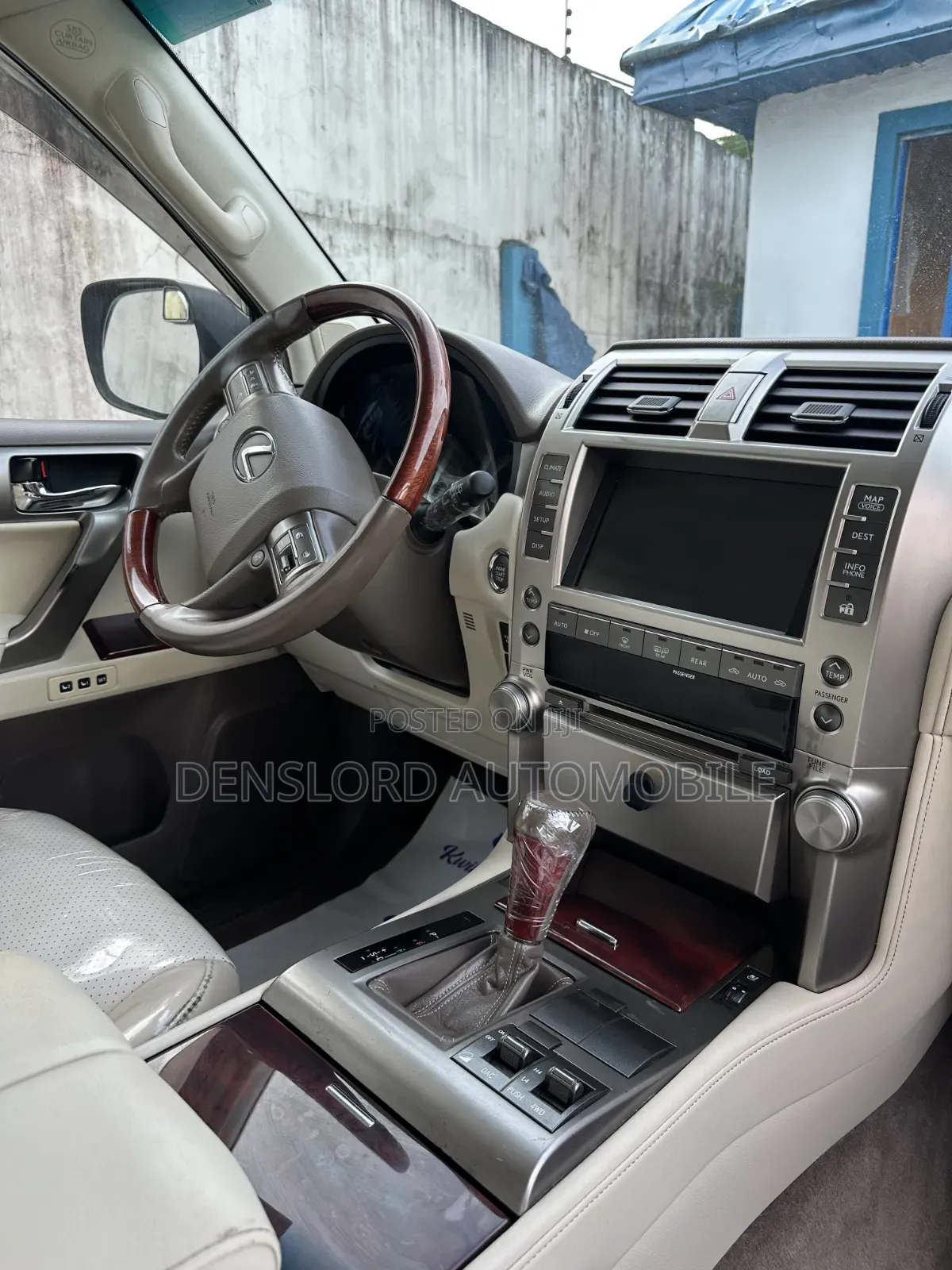 Lexus GX 460 2012 White
