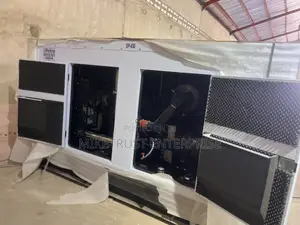 Perkins 450kva Soundproof Generator