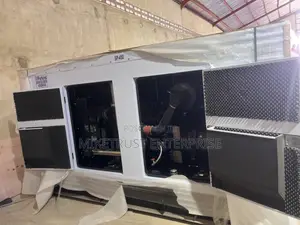 450KVA Perkins Diesel Soundproof Durable Generator