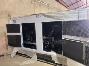 450kva Powerful Perkins Diesel Soundproof Generator
