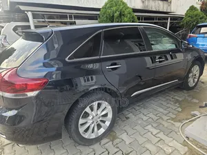Toyota Venza XLE 4dr Wagon (2.7L 4cyl 6A) 2014 Blue
