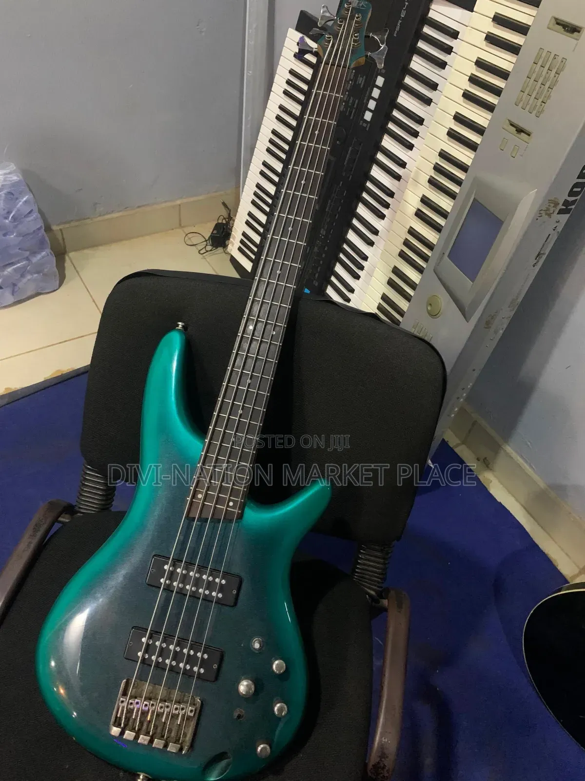 Ibanez SR305E