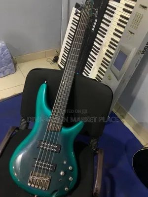 Ibanez SR305E