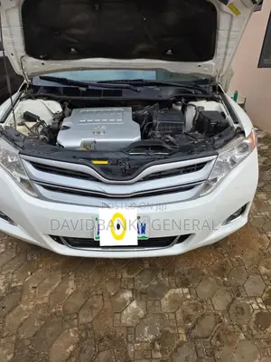 Toyota Venza Limited 4dr Wagon (3.5L 6cyl 6A) 2014 White