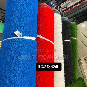 Coloured 15mm Artificial Grass for Wall, Patio Outdoor Decoration