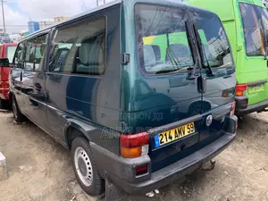 Volkswagen Transporter 2007 Green