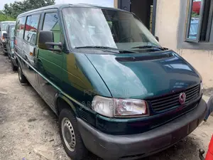 Volkswagen Transporter 2007 Green