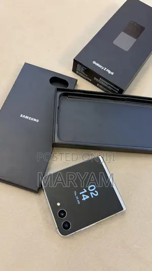 Samsung Galaxy Z Flip 5 256 GB Green