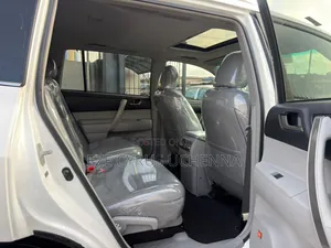 Toyota Highlander 2012 White