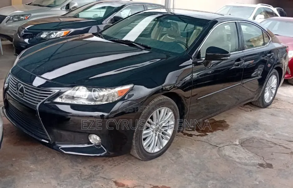 Lexus ES 2013 Black