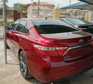 Toyota Camry 2016 Red