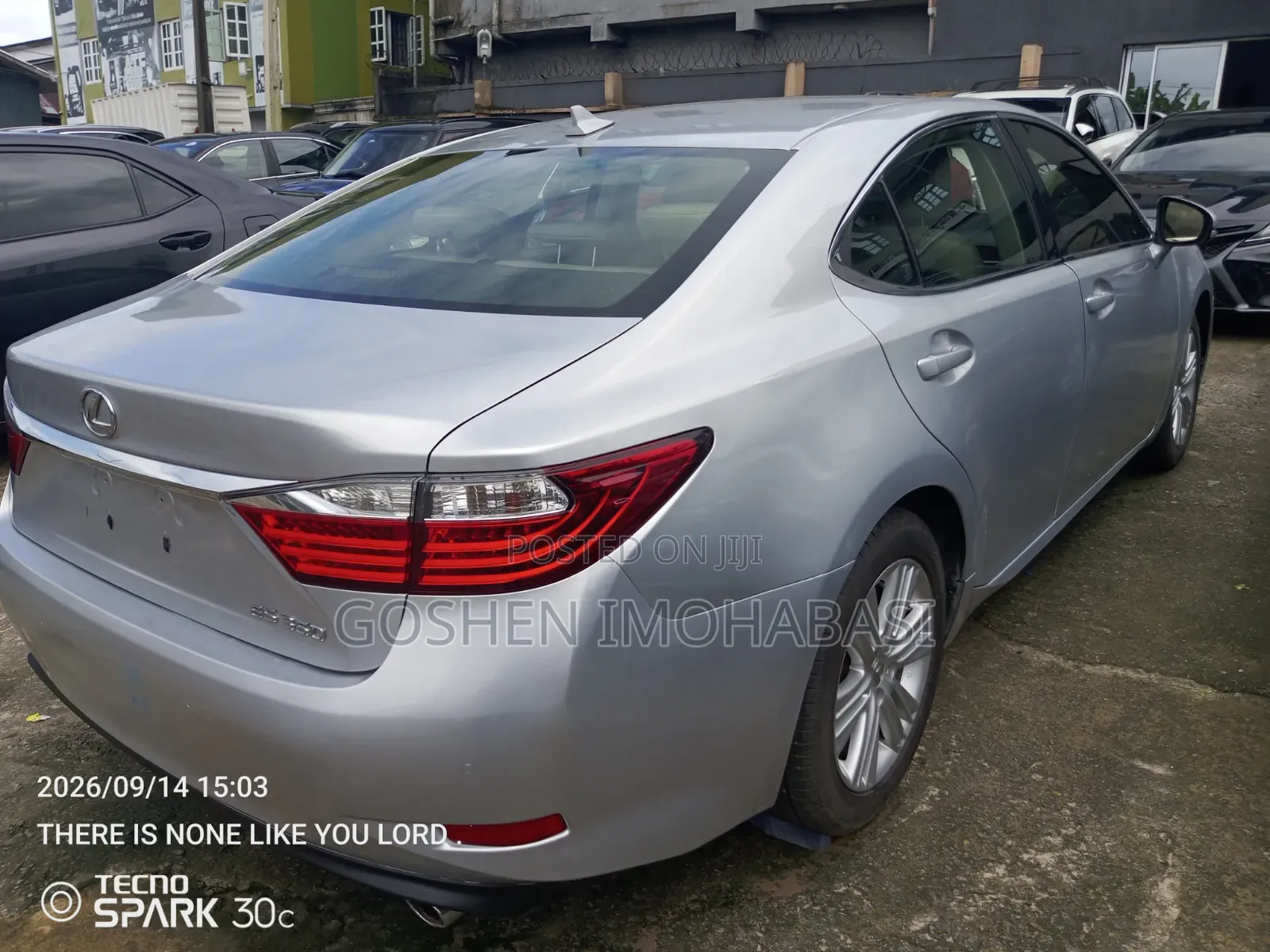 Lexus ES 2015 Silver