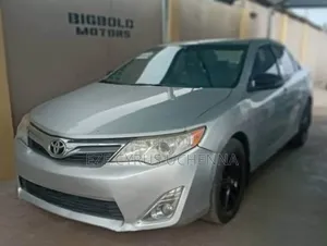 Toyota Camry 2013 Silver