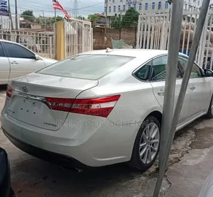 Toyota Avalon 2013 White