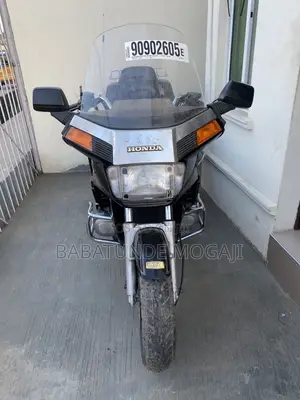 Honda Gold Wing 1986 Black