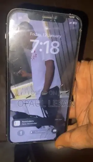 Apple iPhone 11 Pro 64 GB Gold