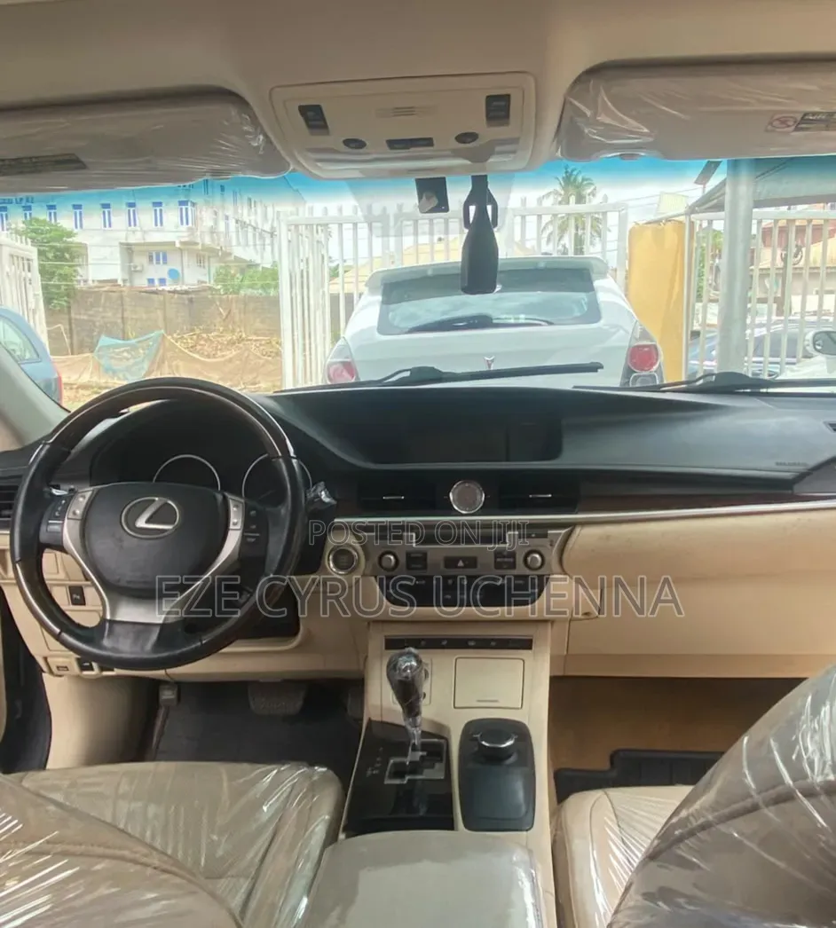 Lexus ES 2013 Gray