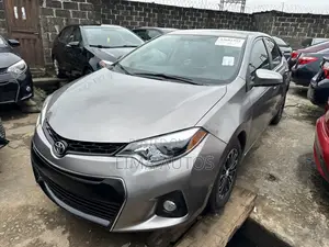 Toyota Corolla 2015 Gray