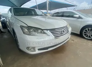 Lexus ES 2012 White