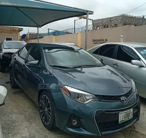 Toyota Corolla 2015 Gray