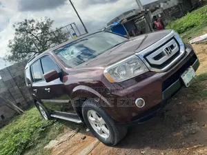 Honda Pilot 2012 Red