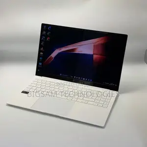 New Laptop Samsung Galaxy Book6 Pro 16GB Intel Core Ultra 7 SSD 1T
