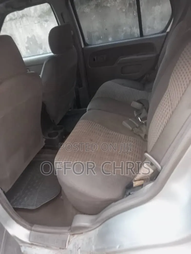 Nissan Xterra Automatic 2003 Silver