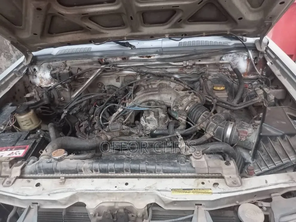Nissan Xterra Automatic 2003 Silver