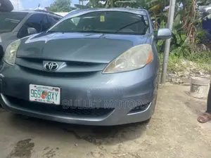 Toyota Sienna LE AWD 2006 Blue