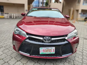 Toyota Camry 2016 Red