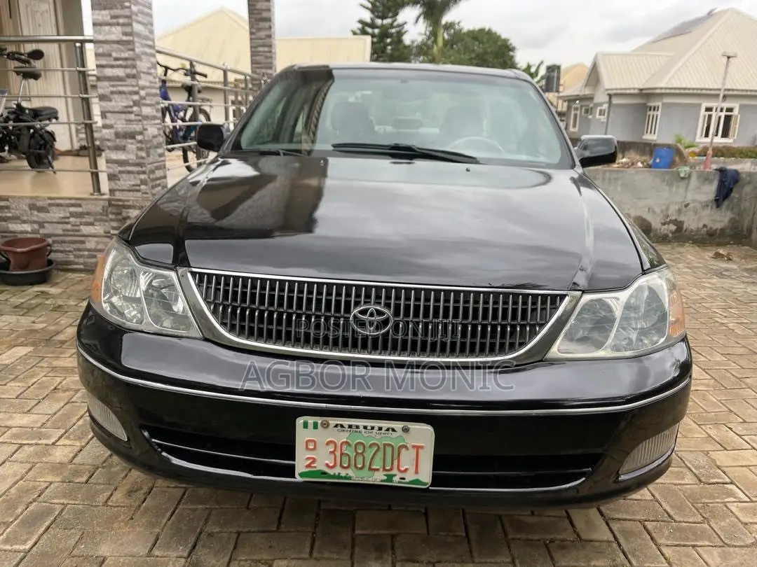 Toyota Avalon 3.0 2000 Black