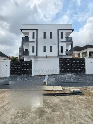 4bdrm Duplex in Magodo Gra Phase 1 for sale