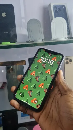 Apple iPhone 11 64 GB Gray