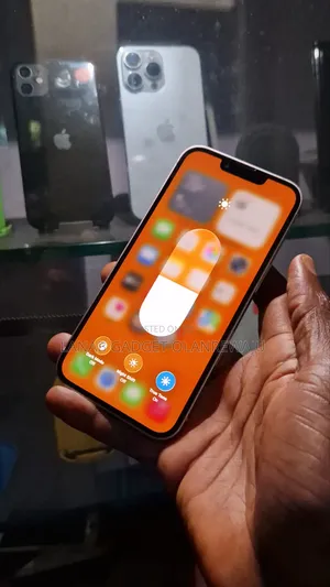 Apple iPhone 13 128 GB Pink