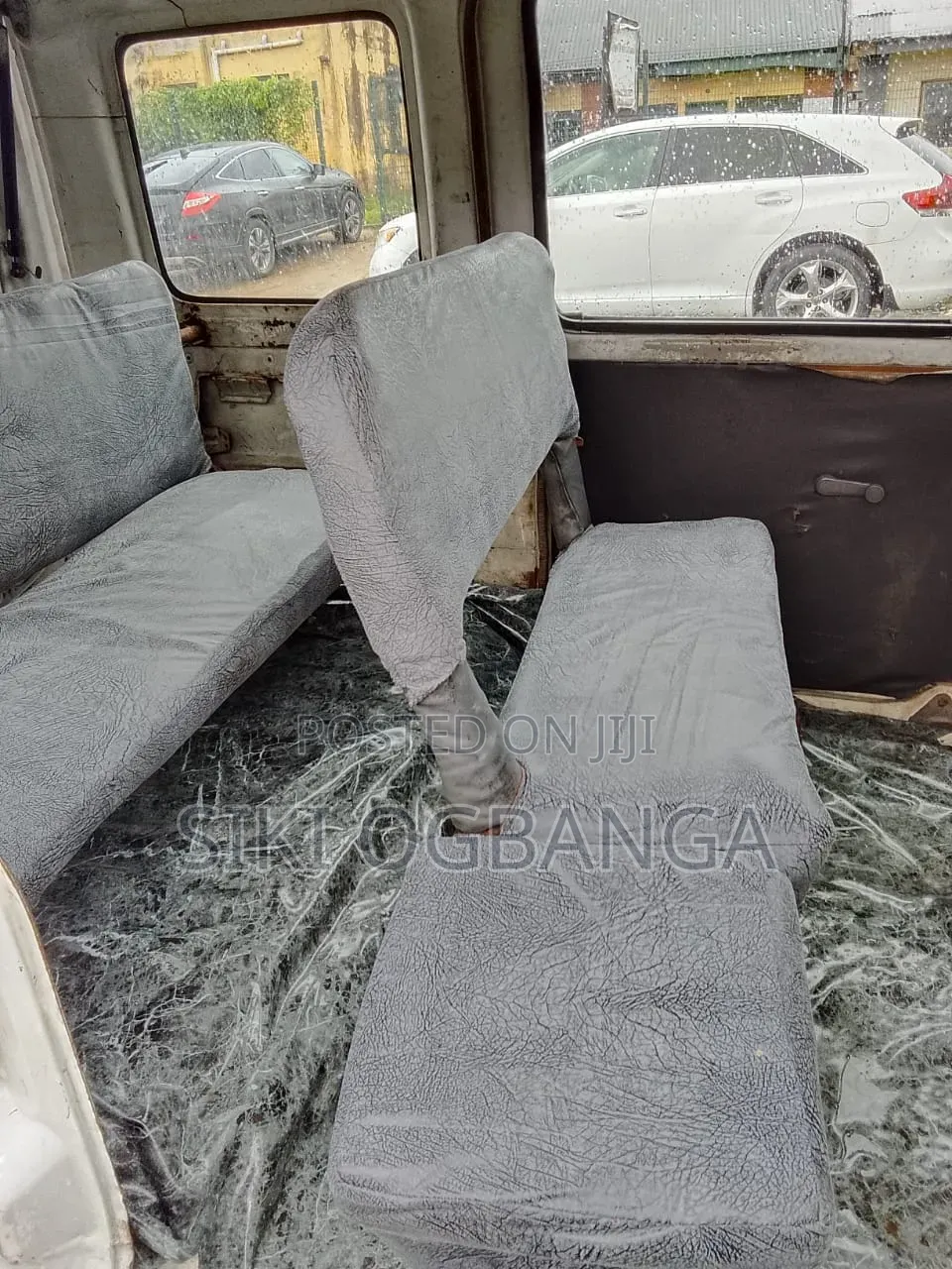 Daihatsu Hijet 2012 White