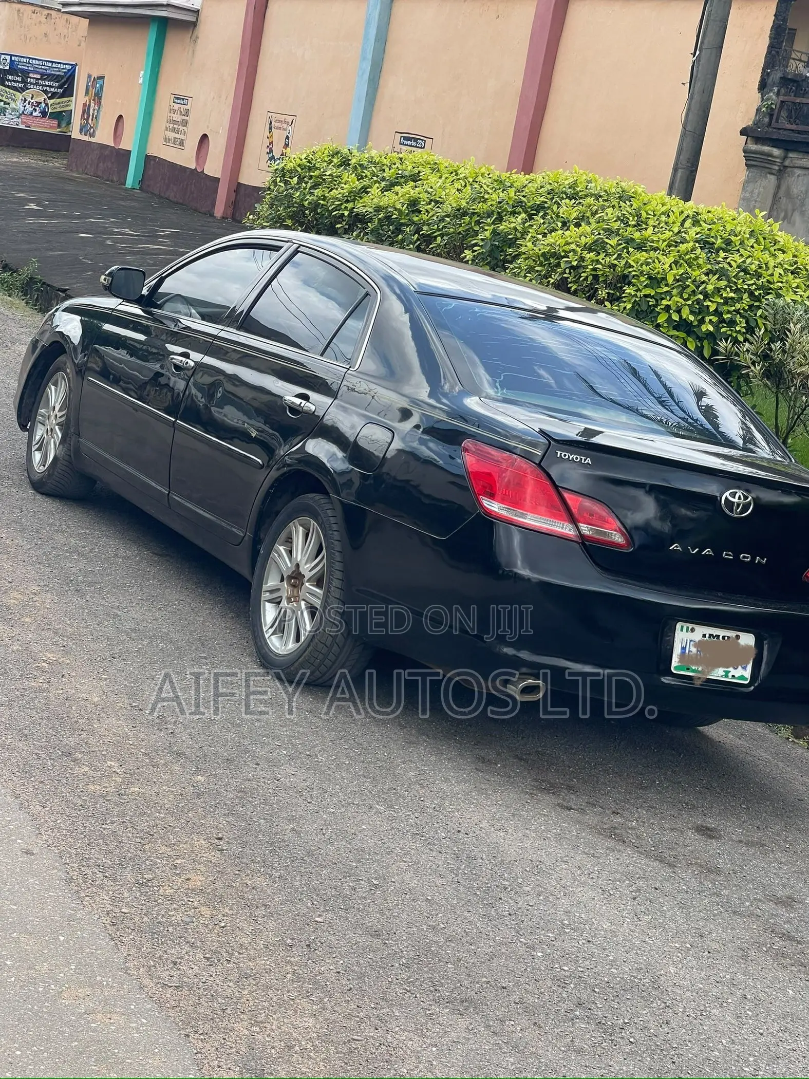 Toyota Avalon 2009 Black