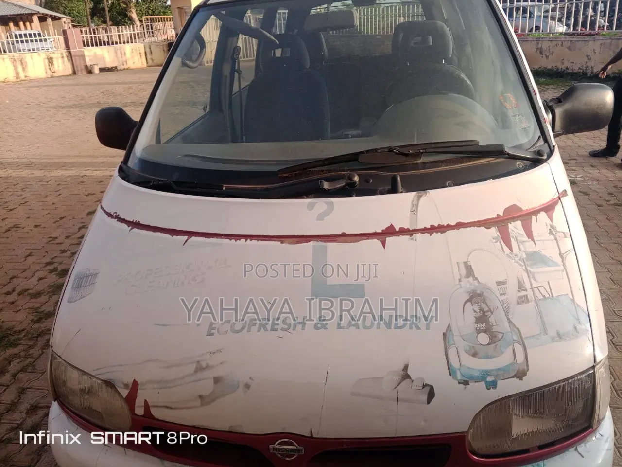 Nissan Vanette 2009 Red