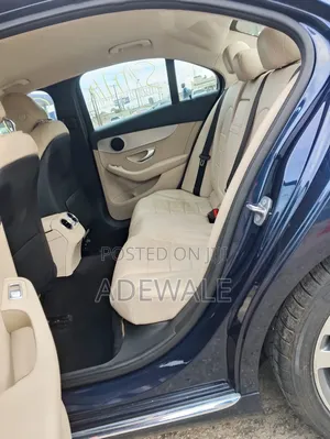 Mercedes-Benz C300 2016 Blue
