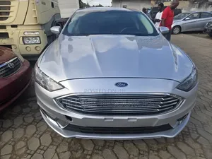 Ford Fusion 2018 Silver