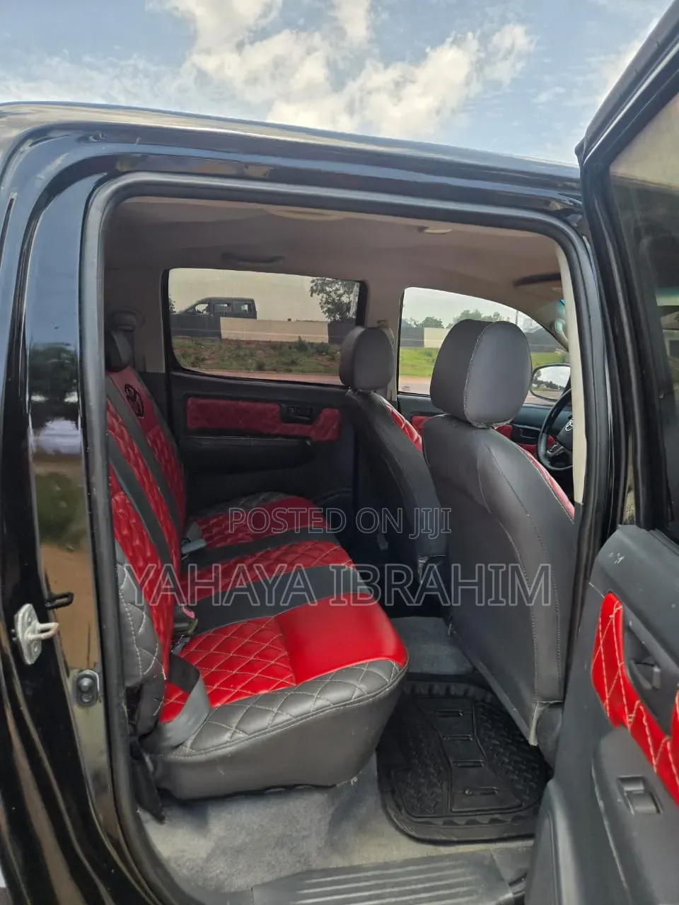 Toyota Coaster 2014 Black