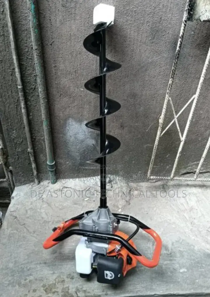 Earth Auger Drilling Machine